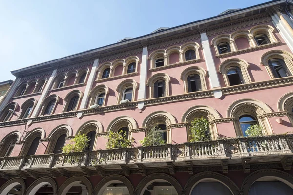 Varese Lombardía Italia Fachada Rosa Del Palacio Histórico — Foto de Stock