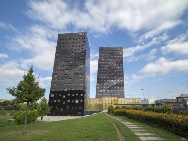 Rho, Milan, Lombardiya, İtalya bir otelde barındırma modern binaların dış