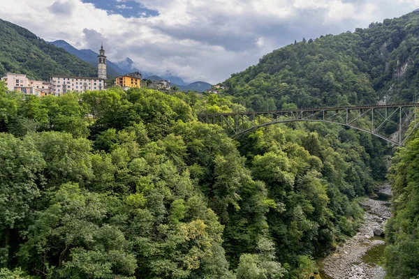 Dolina Znany Jako Centovalli Pobliżu Intragna Ticino Szwajcaria — Zdjęcie stockowe
