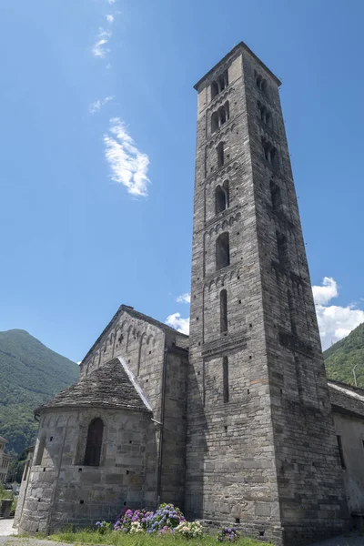 Villadossola Verbano Cusio Ossola Piemonte Italië Buitenkant Van Middeleeuwse Kerk — Stockfoto