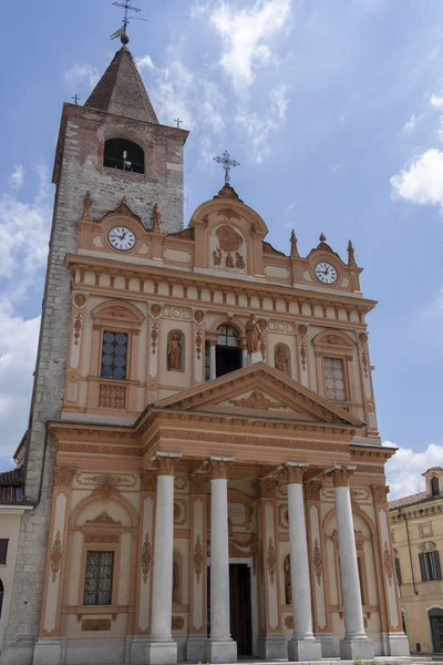 Borgomanero Novara Piemonte Italia Esterno Della Storica Chiesa San Bartolomeo — Foto Stock
