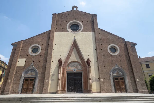 Saluzzo Cuneo Piemonte Italië Gevel Van Historische Kathedraal Duomo — Stockfoto