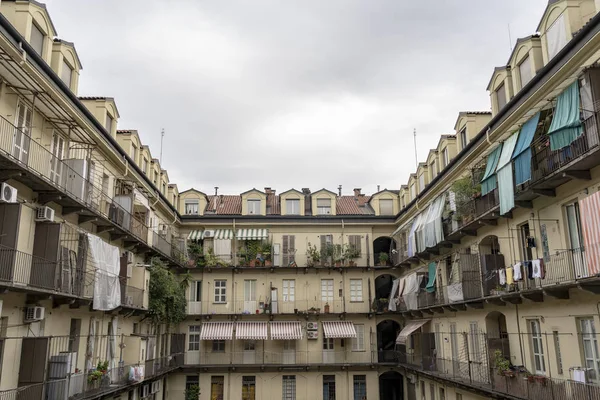 Turin Piedmont Talya Şehrin Tarihi Merkezine Eski Avluda — Stok fotoğraf