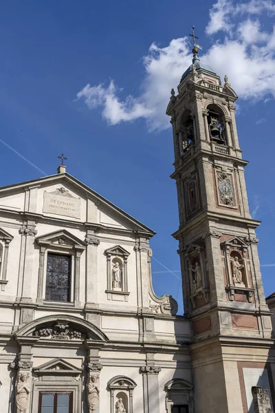 Милан, церковь Санто Стефано — стоковое фото