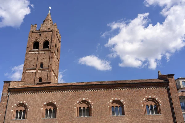 モンツァ (イタリア)、Arengario、中世の建物 — ストック写真
