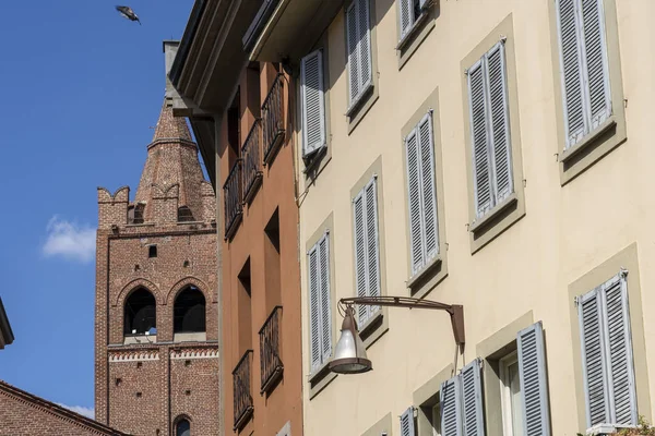 Monza, Ιταλία: αστικό τοπίο με τον πύργο Arengario — Φωτογραφία Αρχείου