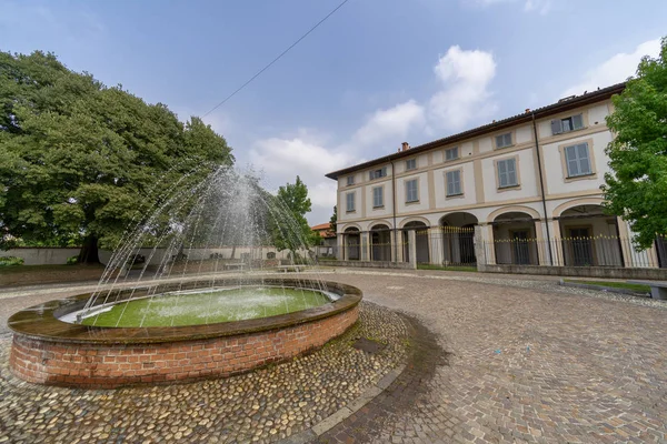 Usmate velate, historische Villa scaccabarozzi — Stockfoto