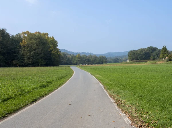 Landskap i den Park av Curone på hösten — Stockfoto