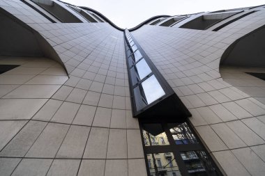 Modern bina, Milano, İtalya