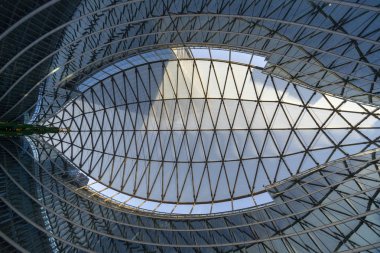 Milan, İtalya: modern Palazzo Lombardia