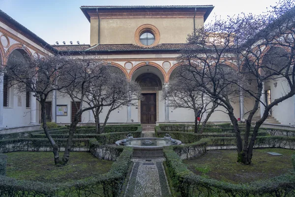 Milan, kostel Santa Maria delle Grazie, klášter — Stock fotografie