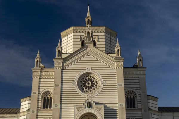 Milán, Italia: CImitero Monumentale —  Fotos de Stock