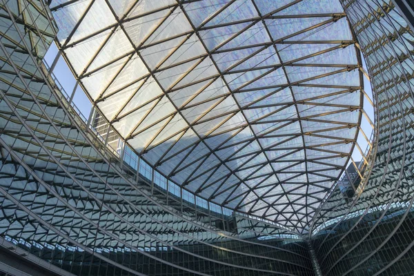 Milan, İtalya: modern Palazzo Lombardia