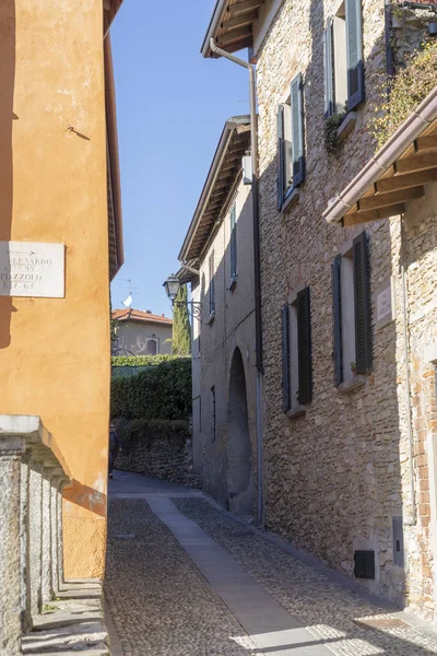 Montevecchia, antiga vila em Brianza, Itália — Fotografia de Stock