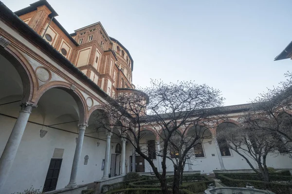 Milaan, kerk van Santa Maria delle Grazie, klooster — Stockfoto