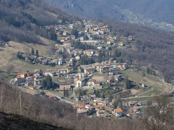 Paisagem montanhosa de Valcava, Lombardia — Fotografia de Stock