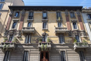 Castelvetro, Milano üzerinden eski saray