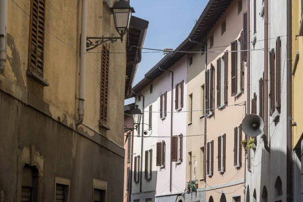 Antigua calle de Oggiono, Italia — Foto de Stock