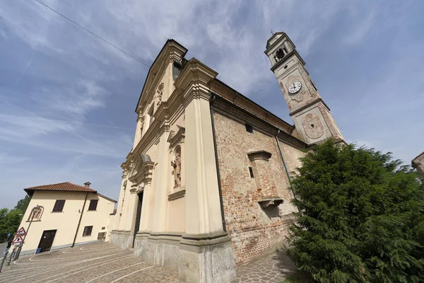 Caselle Lurani: utsida av den San Giuseppe kyrkan — Stockfoto