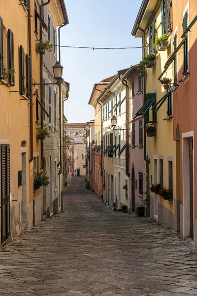 Calle Castelnuovo Magra, Liguria —  Fotos de Stock