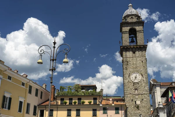 Pontremoli, historické město v Lunigianě, Toskánsku — Stock fotografie