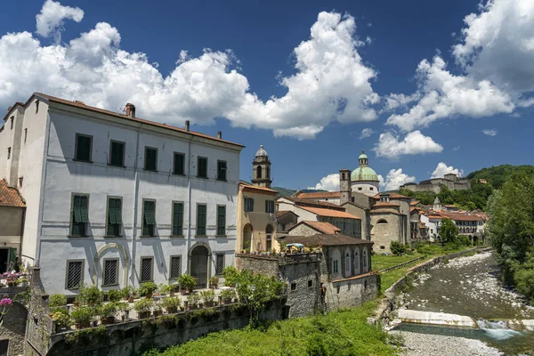 Pontremoli, historic city in Lunigiana, Tuscany — Stock Photo, Image