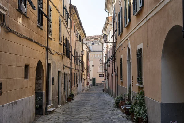 Calle Castelnuovo Magra, Liguria — Foto de Stock