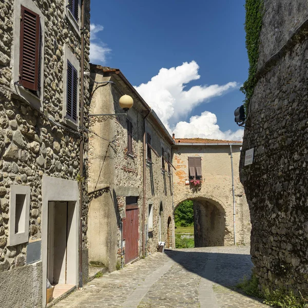 Terrarossa, historisk by i Lunigiana, Toscana — Stockfoto