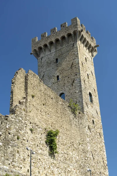 Burg von castelnuovo magra, ligurien — Stockfoto