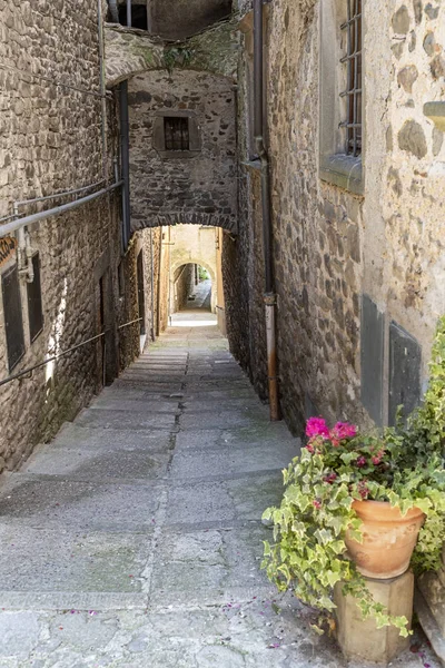 Pontremoli, historické město v Lunigianě, Toskánsku — Stock fotografie