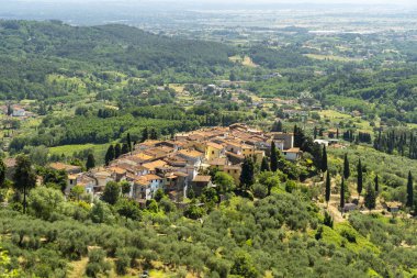 San Gennaro, Lucca yakınlarındaki tepeler