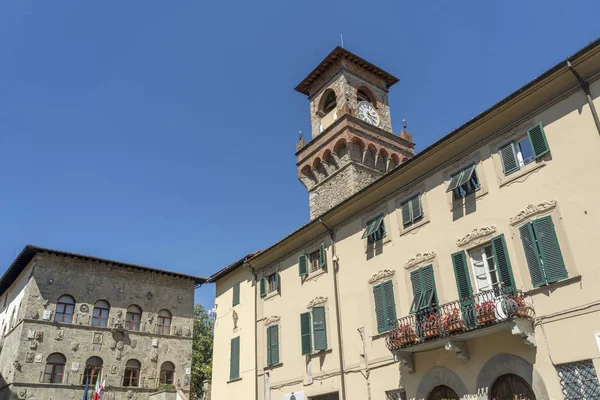 Pescia, Tuscany: historic buildings — Stock Photo, Image