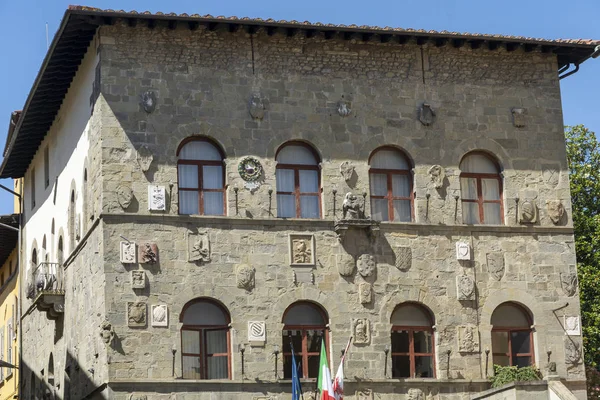 Pescia, Toscane : bâtiments historiques — Photo