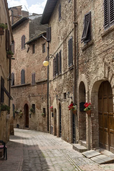 Чертальдо, средневековый город в Тоскане — стоковое фото