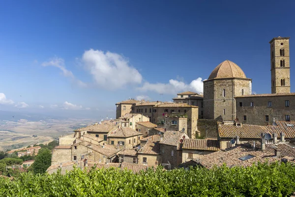 Volterra, Toskana'nın panoramik manzarası — Stok fotoğraf
