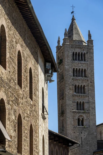 Massa Marittima, Toscana: a catedral medieval — Fotografia de Stock