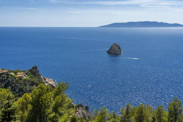 Monte argentario, vorgebirge auf dem tirreno meer in der toskana — Stockfoto