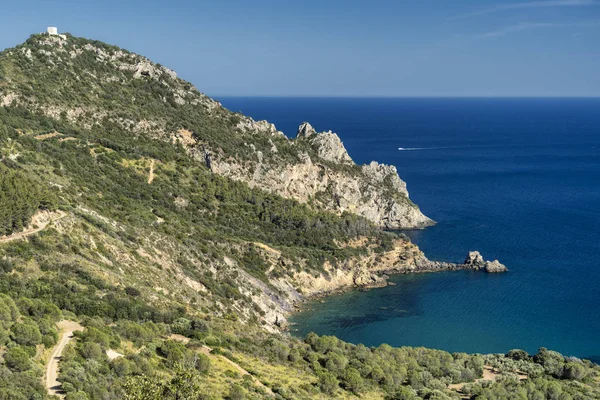 Monte Argentario, udde på Tirreno havet i Toscana — Stockfoto