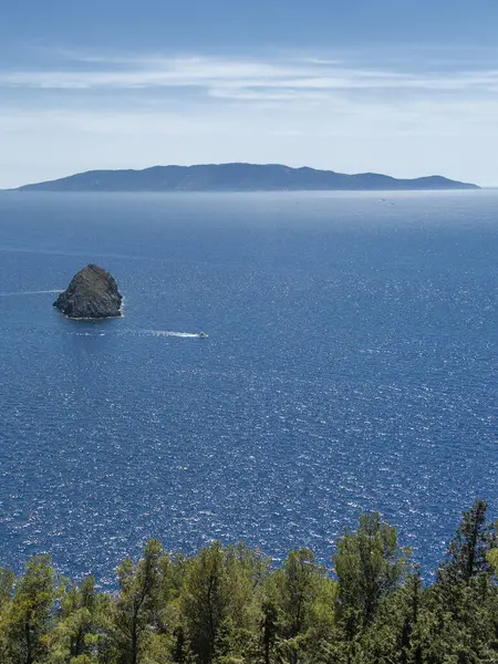 Monte Argentario, udde på Tirreno havet i Toscana — Stockfoto