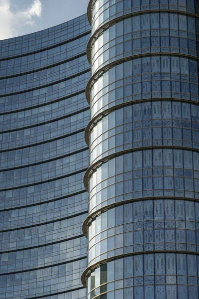 Edifici moderni in Piazza Gae Aulenti a Milano — Foto Stock