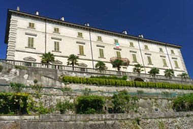 Vaprio d Adda, Milan, Lombardy, İtalya: Martesana bisiklet yolundan görülen tarihi Villa Melzi