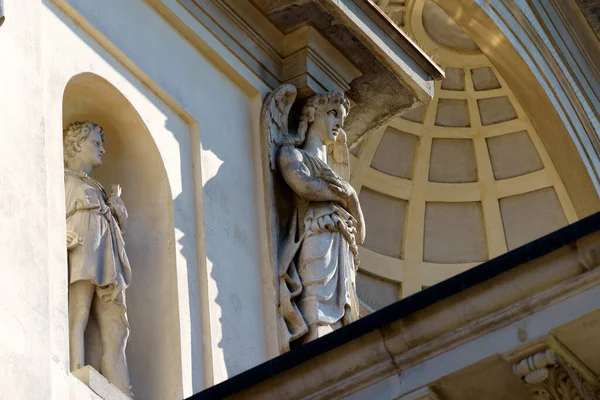 Gorgonzola Milan Lombardy Italy Statue Facade Saints Gervaso Protaso Church — 图库照片