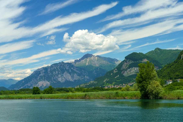 Paseo Del Río Adda Cerca Brivio Lecco Lombardía Italia —  Fotos de Stock