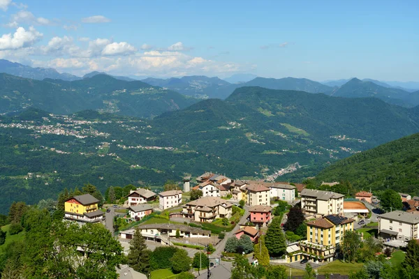 Valcava Pass Bergamo Lombardy Italy Mountain Landscape Springtime View Imagna — Stock Photo, Image