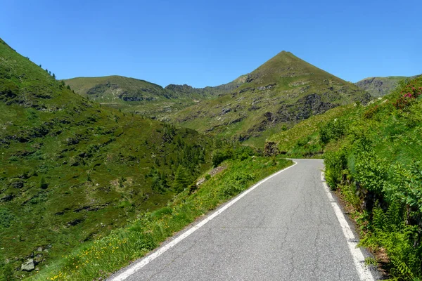 Paisaje Montaña Verano Largo Del Camino Hacia Vivione Pass Bérgamo — Foto de Stock