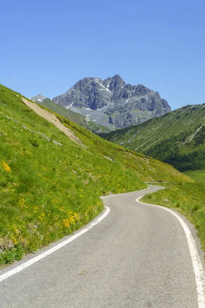 Mountain Landscape Road Crocedomini Pass Brescia Province Lombardy Italy Summer — Stock Photo, Image