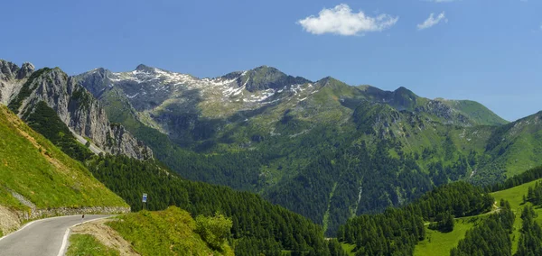 View Breno Brescia Lombardy Italy Road Crocedomini Pass Summer Mountain — Stock Photo, Image