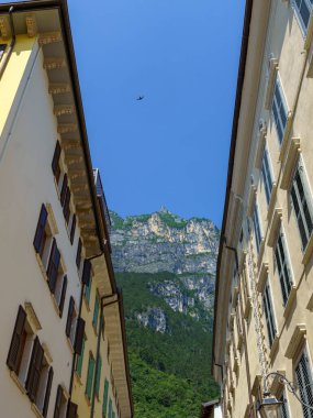 Riva del Garda, Trentino, İtalya: Garda gölündeki eski turistik şehir