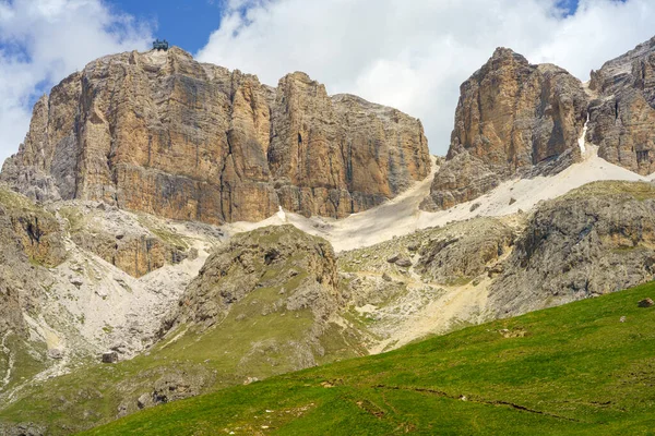 Bergslandskap Sommaren Längs Vägen Till Pordoi Pass Dolomiterna Trentino Alto — Stockfoto