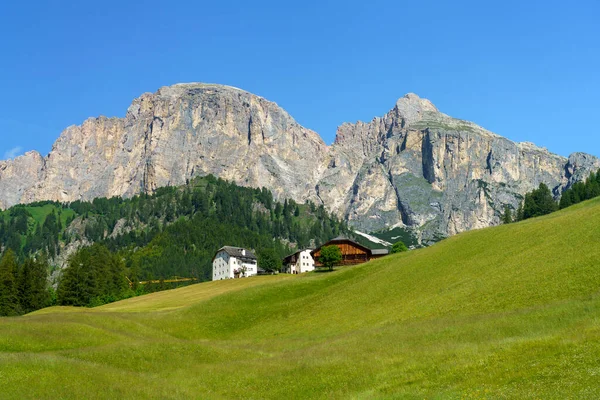 Mountain Landscape Summer Road Gardena Pass Dolomites Bolzano Province Trentino — Stock Photo, Image
